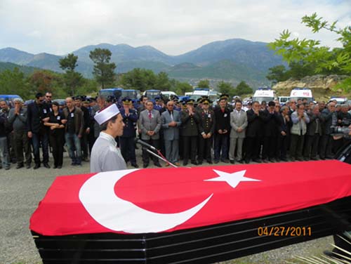 Azrail ölen insana nasıl görünür