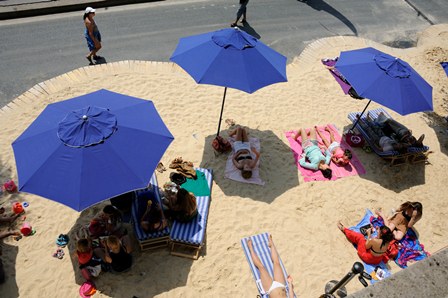 Paris Plajı açıldı