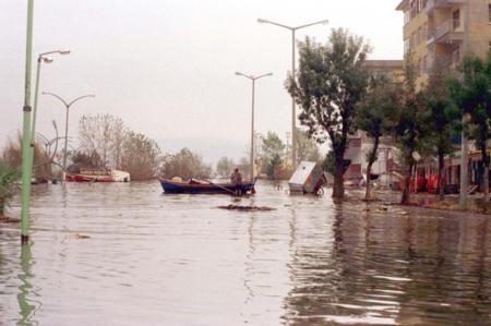 17 Ağustos 1999 Marmara Depremi