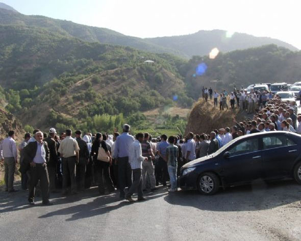 PKK ve BDP'nin samimi konuşmaları