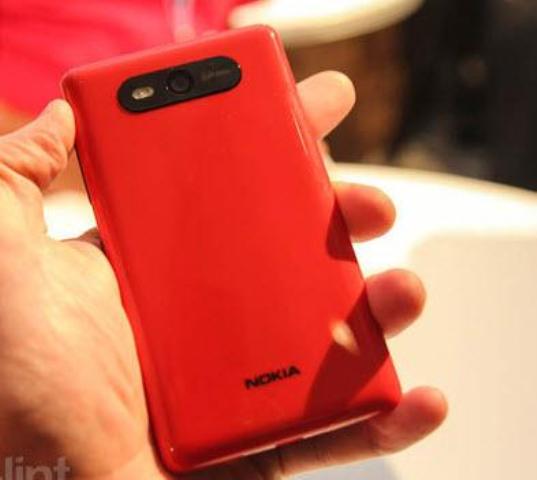 Nokia yeni oyuncaklarını tanıttı