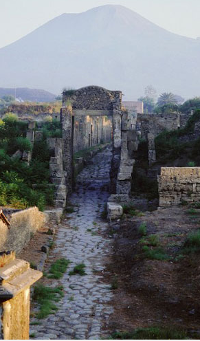 Taş kesilen şehir Pompei