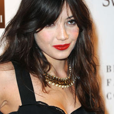 Daisy Lowe