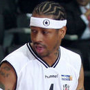  Iverson imzayı attı şov yaptı