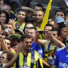 Fenerbahçeli taraftar akın etti!