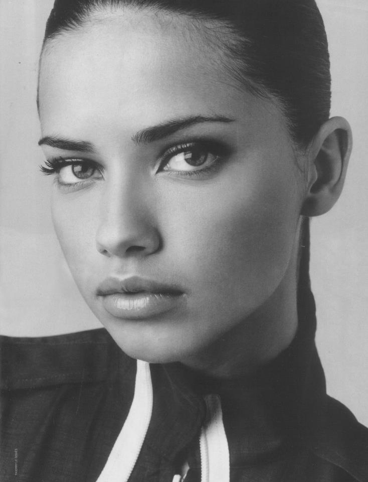 Adriana Lima şaşırttı!