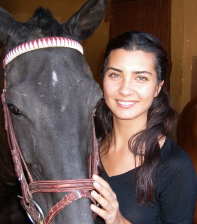 Tuba Büyüküstün