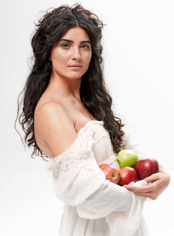 Tuba Büyüküstün