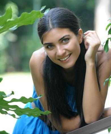 Tuba Büyüküstün