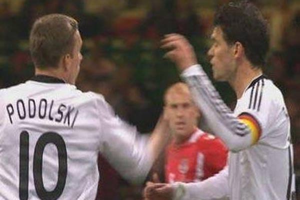 Podolski Ballack krizi