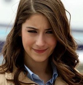 Hazal Kaya