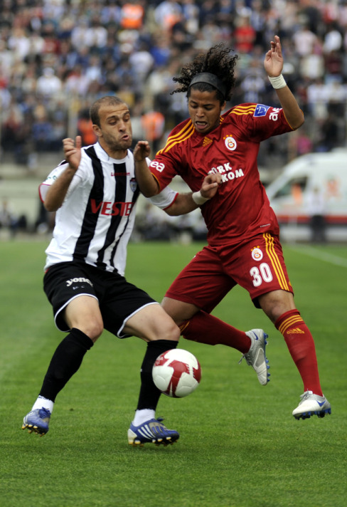 Manisaspor 1 - 2 Galatasaray