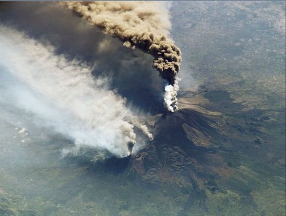 Nasa'dan nisan ayı fotoğrafları