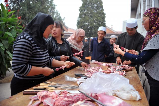 İslam dünyası Kurban Bayramını kutluyor