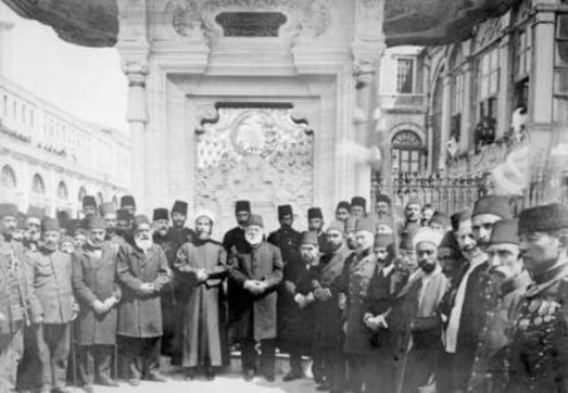 II. Abdülhamid'in arşivinden Osmanlı mimarisi