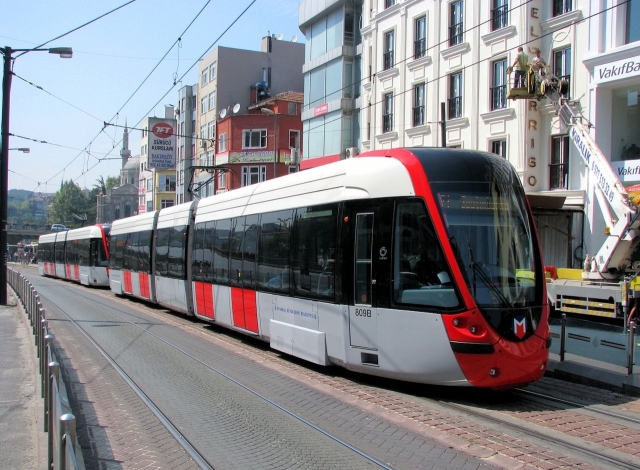 Metrobüse hiç bu açıdan baktınız mı?