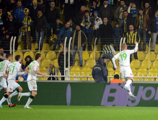 Fenerbahçe farklı yenildi