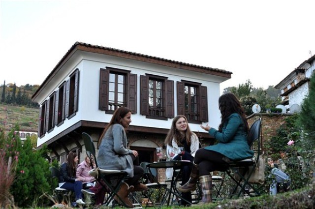 Şirince 'kıyamet günü' için hazır