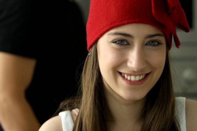 Hazal Kaya