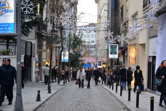 Nişantaşı sokaklarında yeni yıl heyecanı