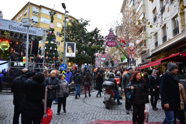 Nişantaşı sokaklarında yeni yıl heyecanı