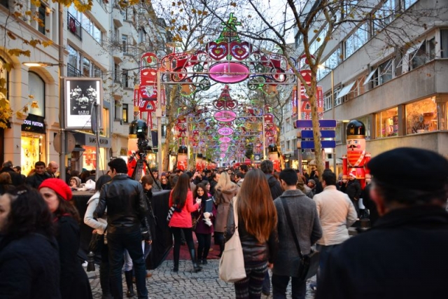 Nişantaşı sokaklarında yeni yıl heyecanı