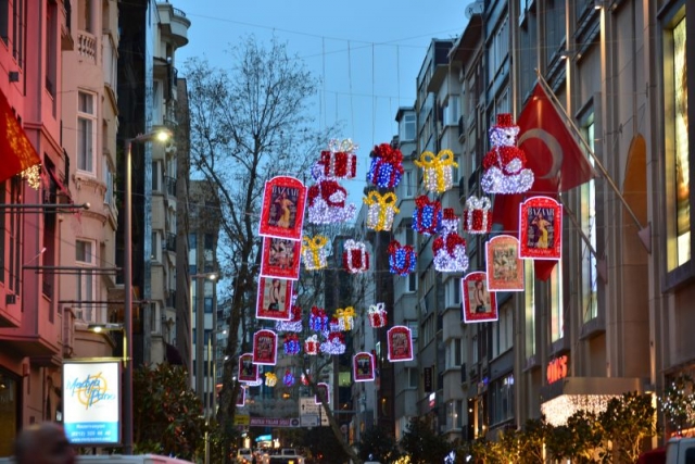 Nişantaşı sokaklarında yeni yıl heyecanı