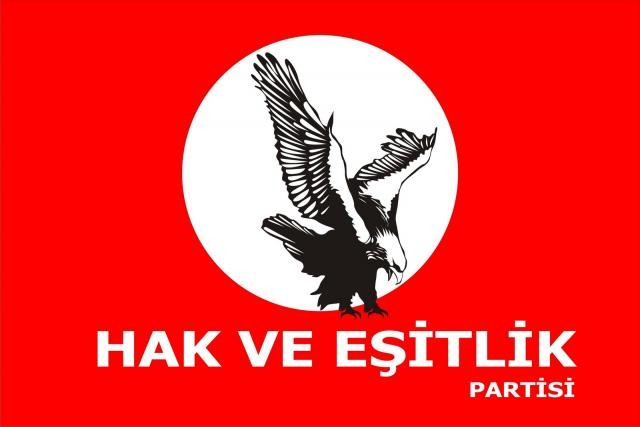 AK Parti diğer partileri ezdi geçti