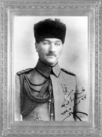 Atatürk'ün kendi ağzından hayat hikayesi