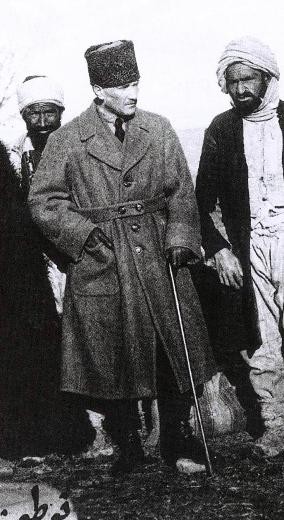 Atatürk'ün kendi ağzından hayat hikayesi