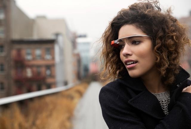 Google Glass nedir Ne işe yarar?