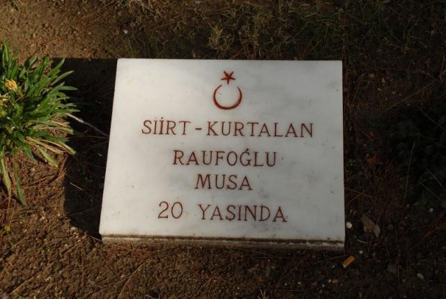 Çanakkale şehitliklerinden kareler!