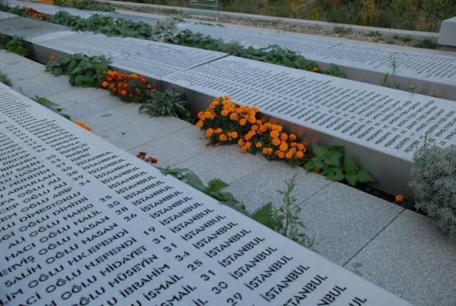 Çanakkale şehitliklerinden kareler!