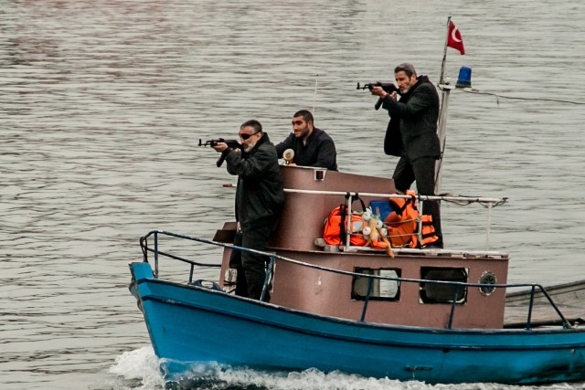 Kurtlar Vadisi Pusu'dan yepyeni kareler!