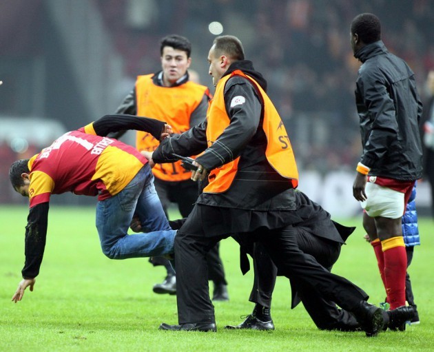 Dünya Galatasaray'ı böyle övdü!