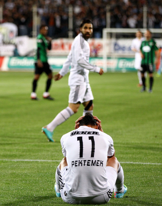 Beşiktaş Manisa'da yıkıldı