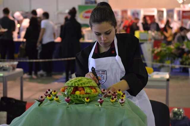 Aşçılar yarışmasında 5 ton gıda tüketildi