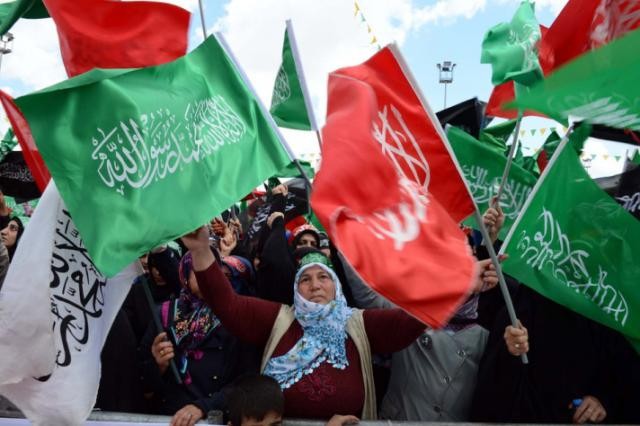 Diyarbakır'da Kutlu Doğum mitingi: Nevruz alanı doldu