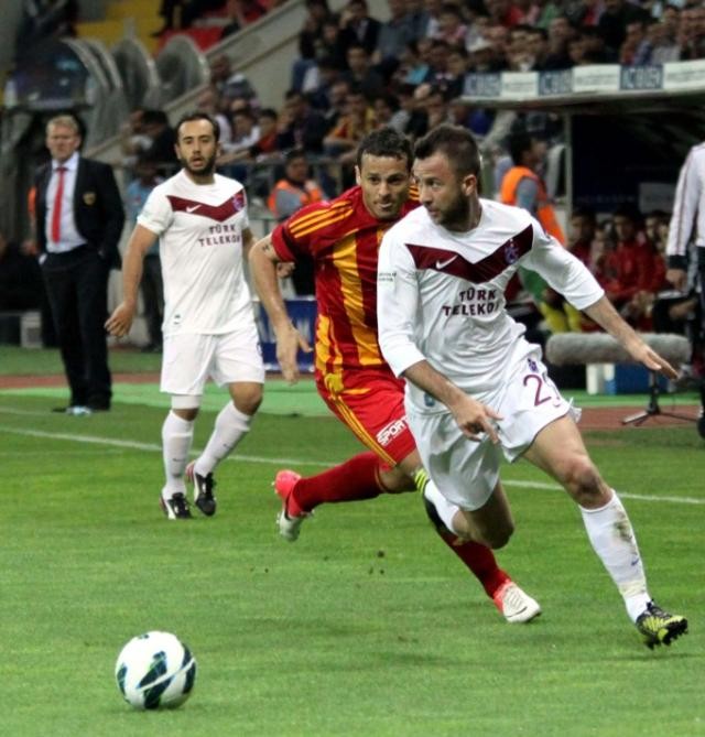 Kayserispor- Trabzonspor maçının fotoğrafları...