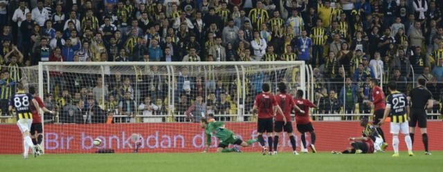 Fenerbahçe-Eskişehirspor maçının fotoğrafları