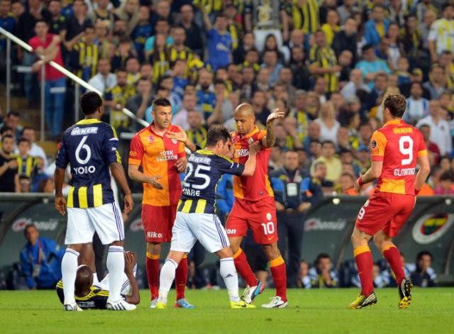 Fenerbahçe - Galatasaray derbisi