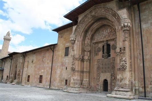 Divriği Ulu Camii ve Darüşşifası