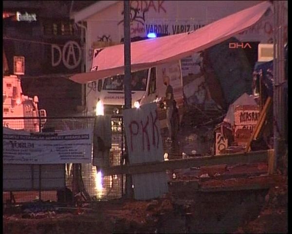 Taksim Meydanı ve Gezi Parkı'na müdahale