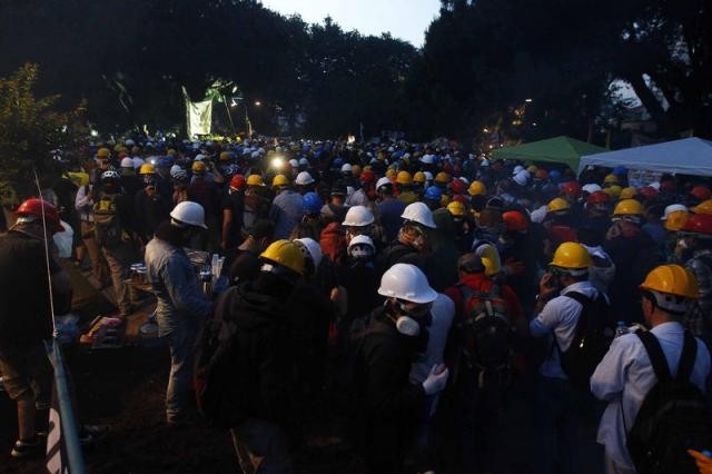 Taksim Meydanı ve Gezi Parkı'na müdahale