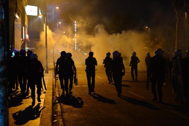 Taksim Meydanı ve Gezi Parkı'na müdahale