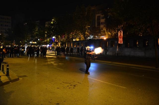 Taksim Meydanı ve Gezi Parkı'na müdahale