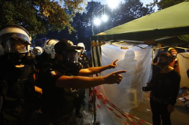 Taksim Meydanı ve Gezi Parkı'na müdahale