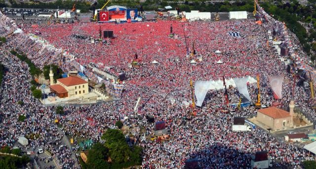 Kazlıçeşme'de Milli İradeye Saygı Mitingi