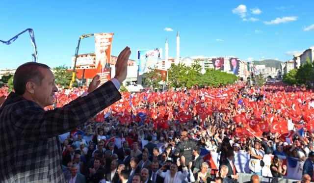 Erzurum'da 'Milli İradeye saygı mitingi'