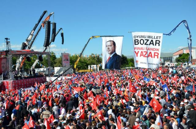 Erzurum'da 'Milli İradeye saygı mitingi'